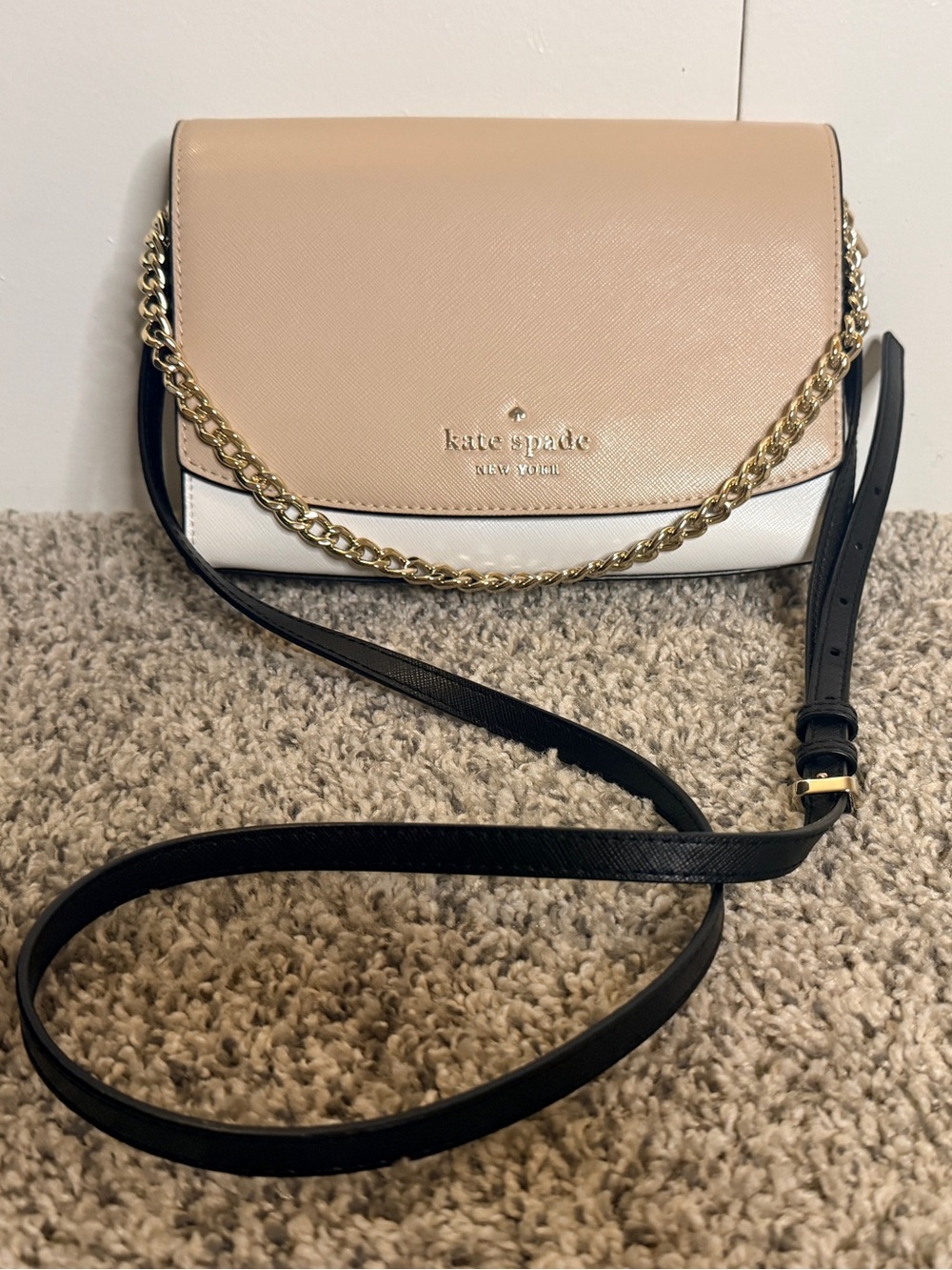 kate spade Beige, White & Black Crossbody Bag